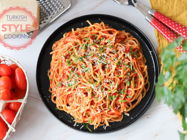 Tomato Sauce Spaghetti Recipe