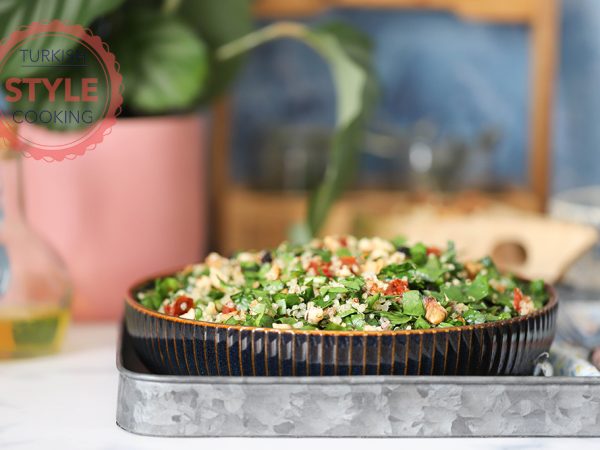 Spinach and Quinoa Salad with Sun Dried Tomatoes Recipe