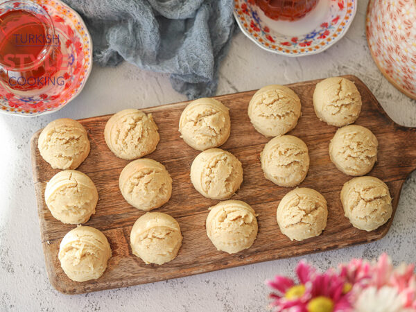 Hazelnut Honeymoon Cookies Recipe