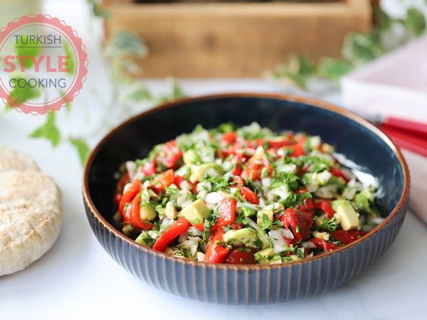 Roasted Pepper Salad With Avocado